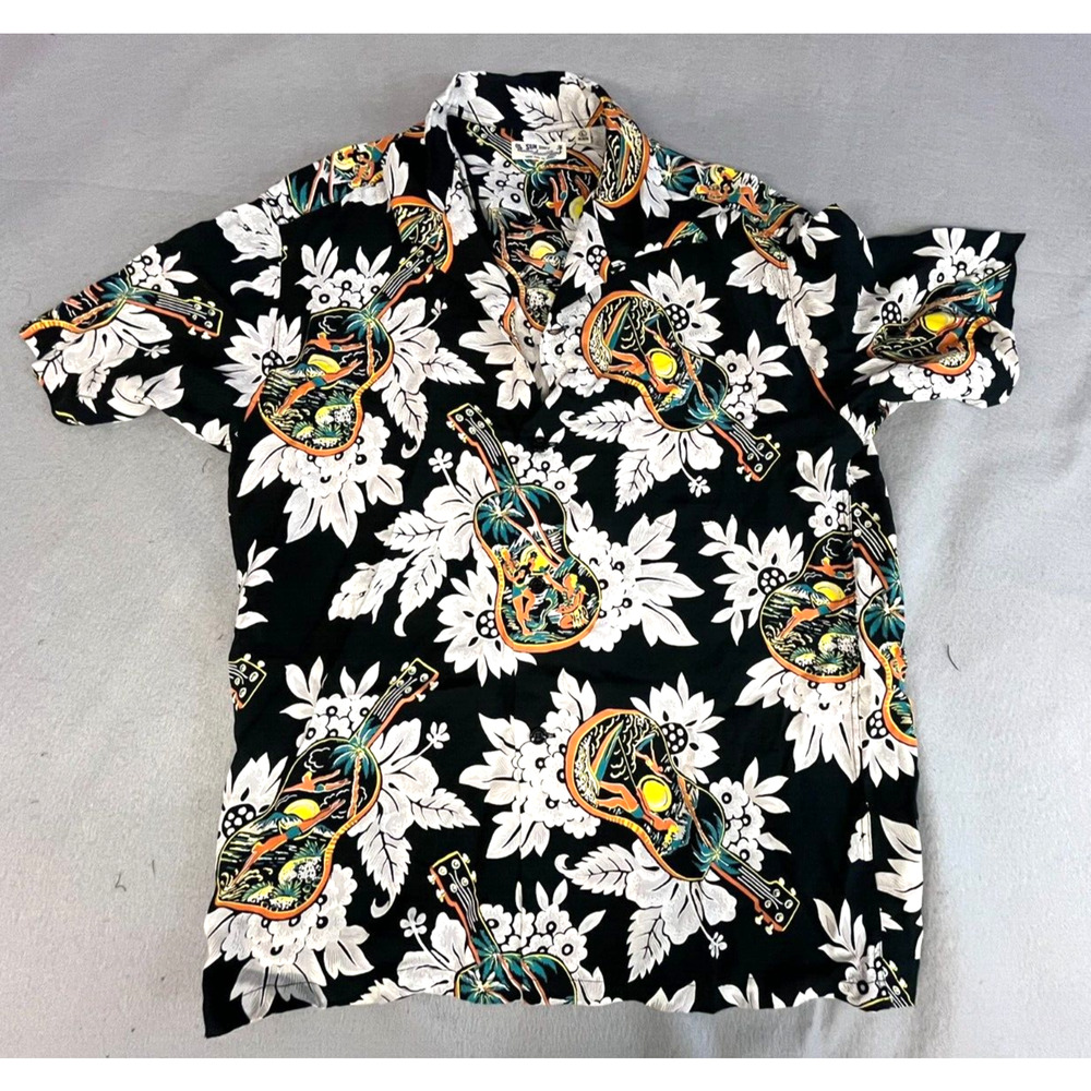 SUN SURF Hawaiian Shirt Men's LARGE 16in Aloha Japan Short sleeve ukulele guitar